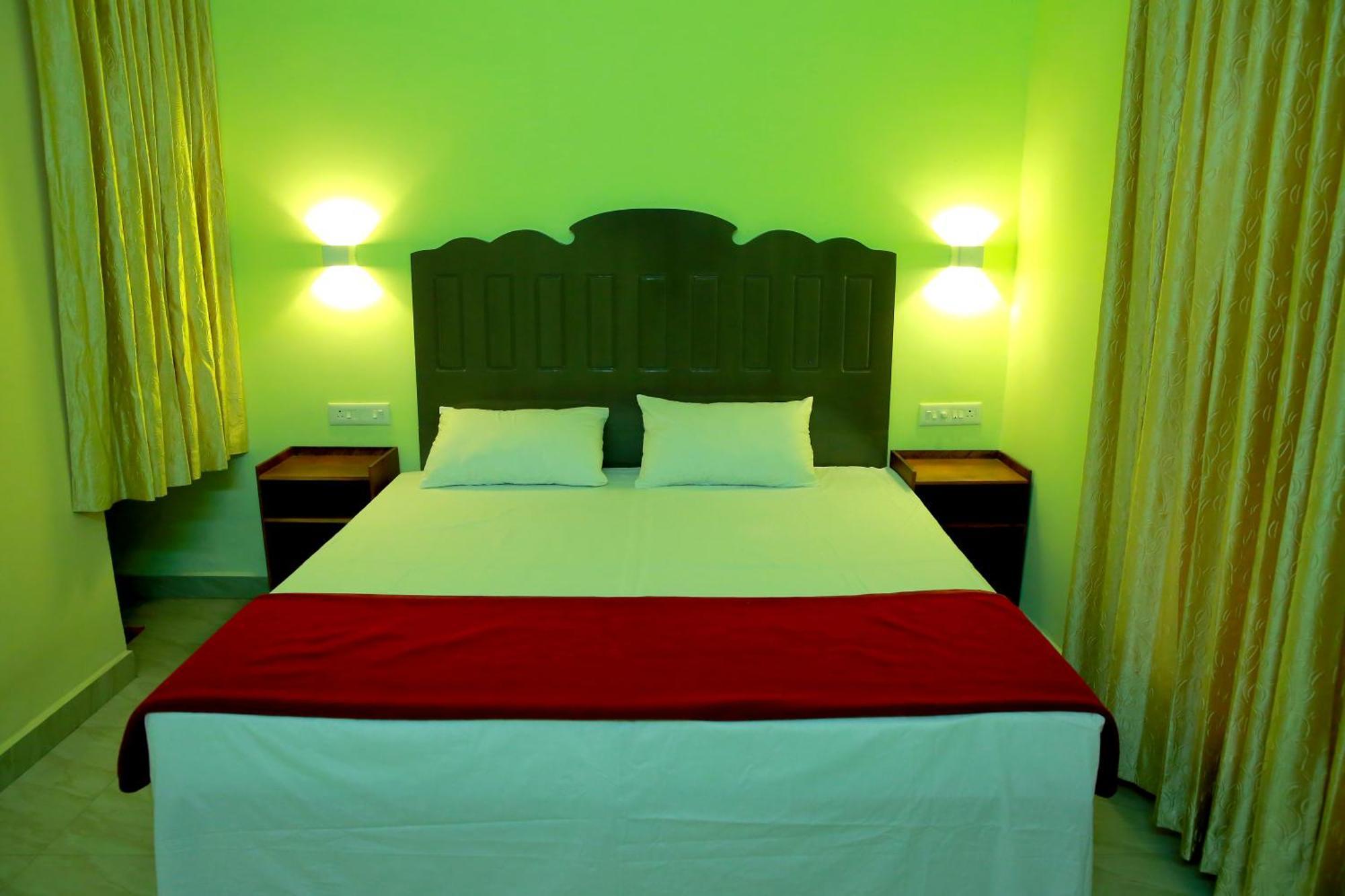 Snow Hills Resorts Thekkady Exterior foto